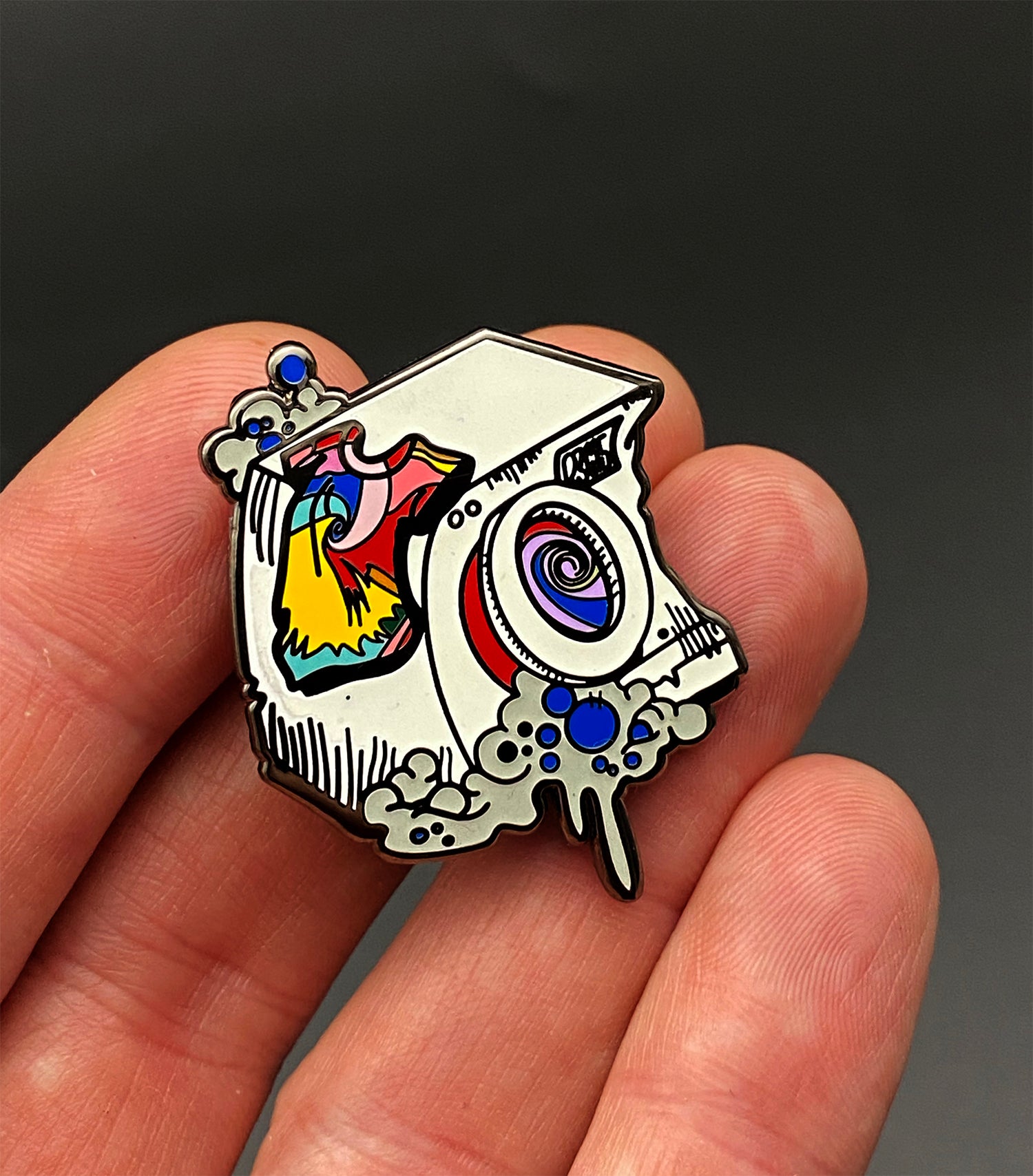 R3G15 Official Fresh Laundry Hat Pin