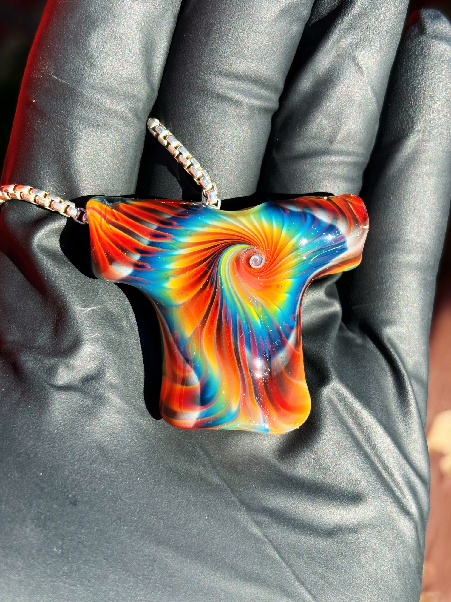 Tiedye T-shirt Pendant (S)