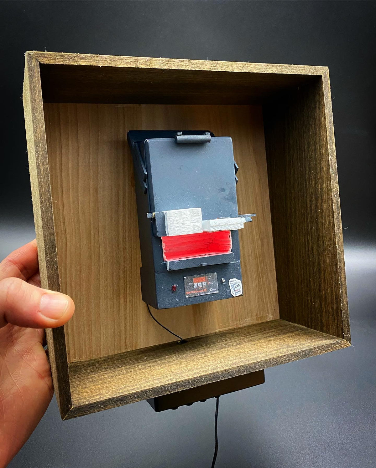 AIM 99LS Glass Kiln Miniature Nightlight