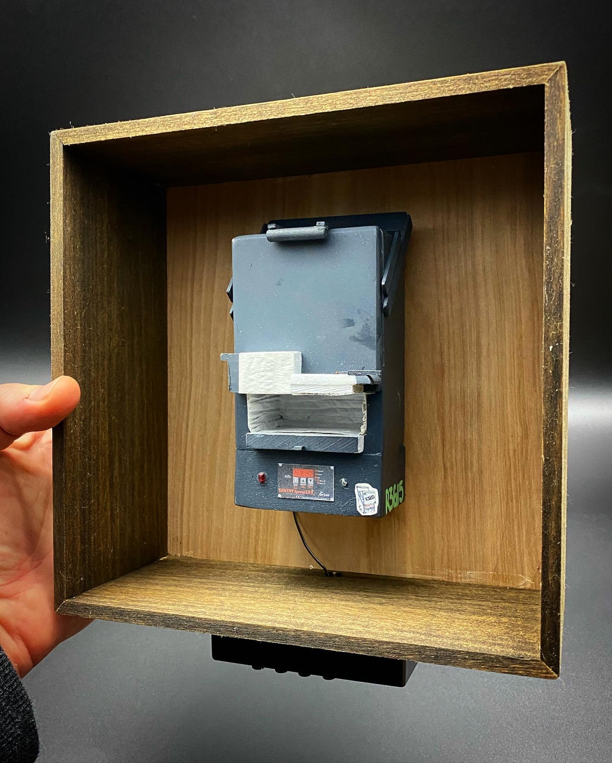 AIM 99LS Glass Kiln Miniature Nightlight
